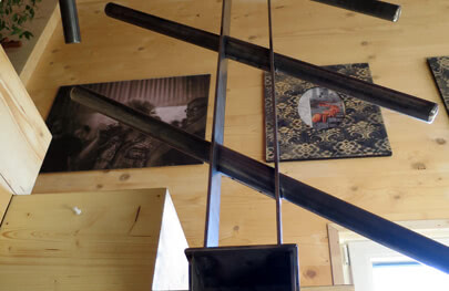 Galerie (ausklappbarer Objekttisch für Bar)